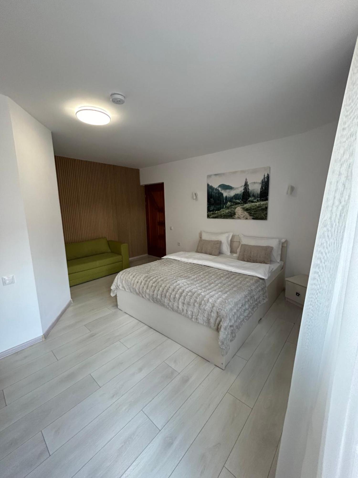 Casa Mia Hotel Moeciu De Sus Ngoại thất bức ảnh