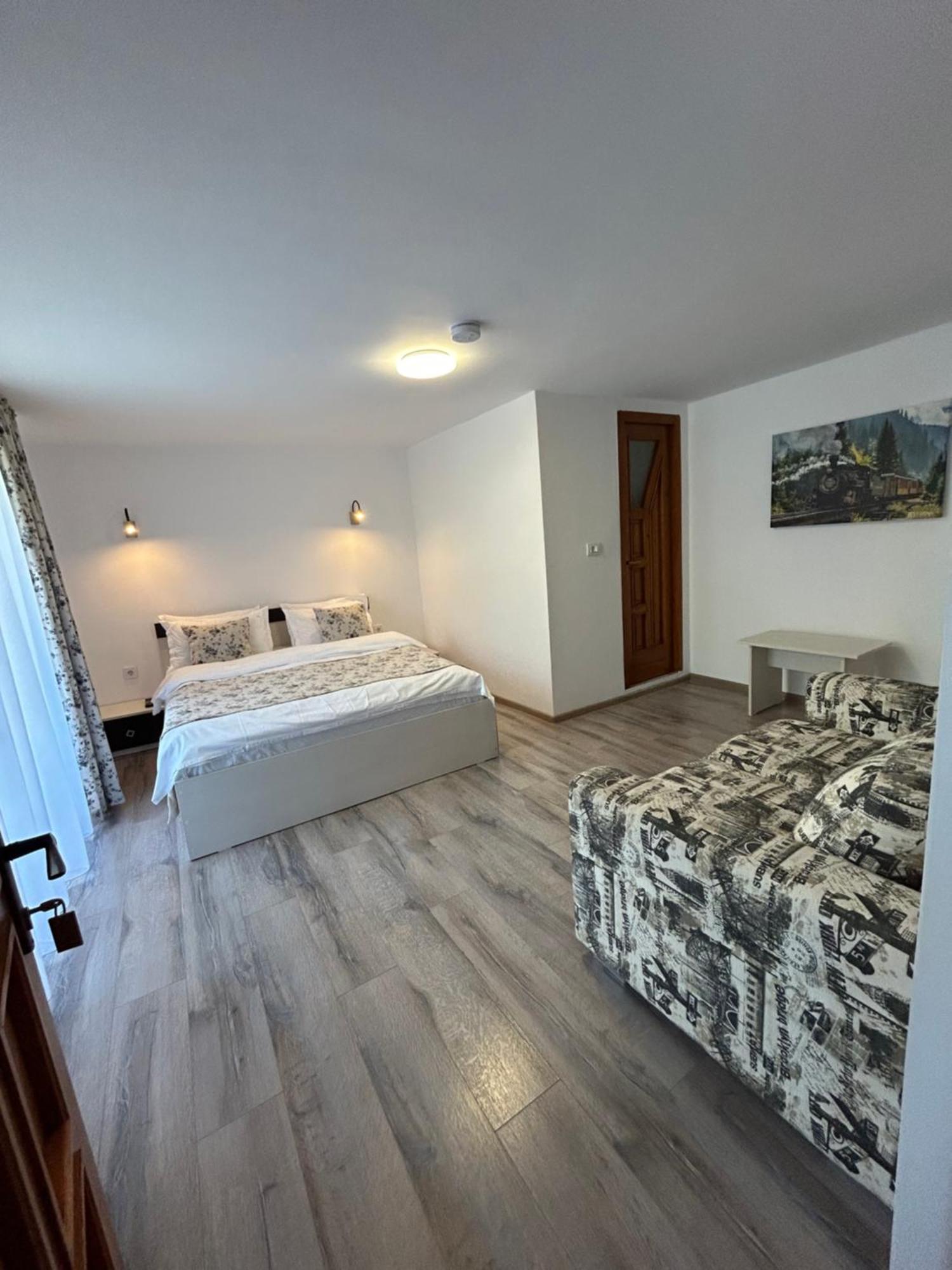 Casa Mia Hotel Moeciu De Sus Ngoại thất bức ảnh